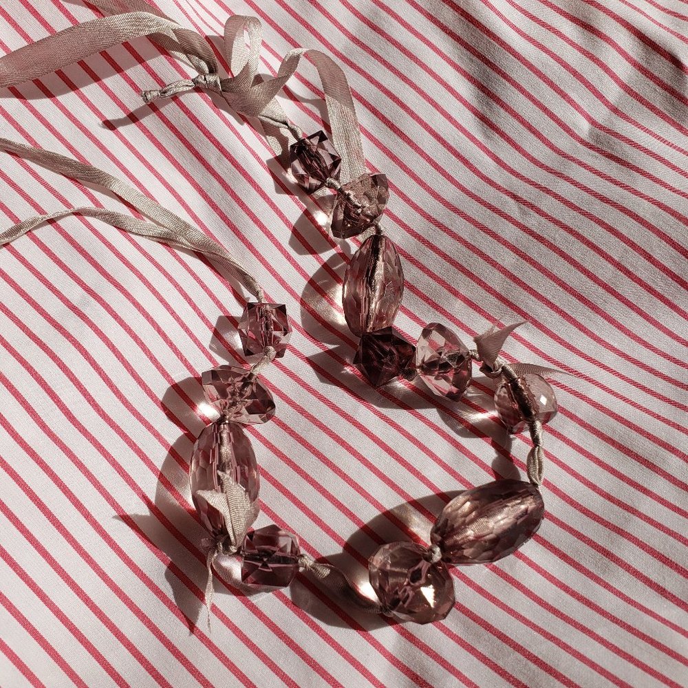 Dazzling lavender crystals necklace with ribbon